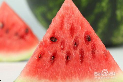 吃西瓜留住瓜芯,巧留瓜芯，美味升级