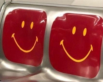 小孩吃瓜的搞笑文案,小孩吃瓜的欢乐瞬间